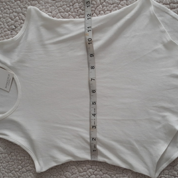 NWT Mangopop Collection Size Medium Beige Ribbed Tank Top Snap Bodysuit - Picture 10 of 14
